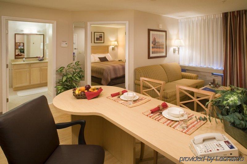 แคนเดิ้ลวูด สวีท ลาฟาแยต Hotel ห้อง รูปภาพ